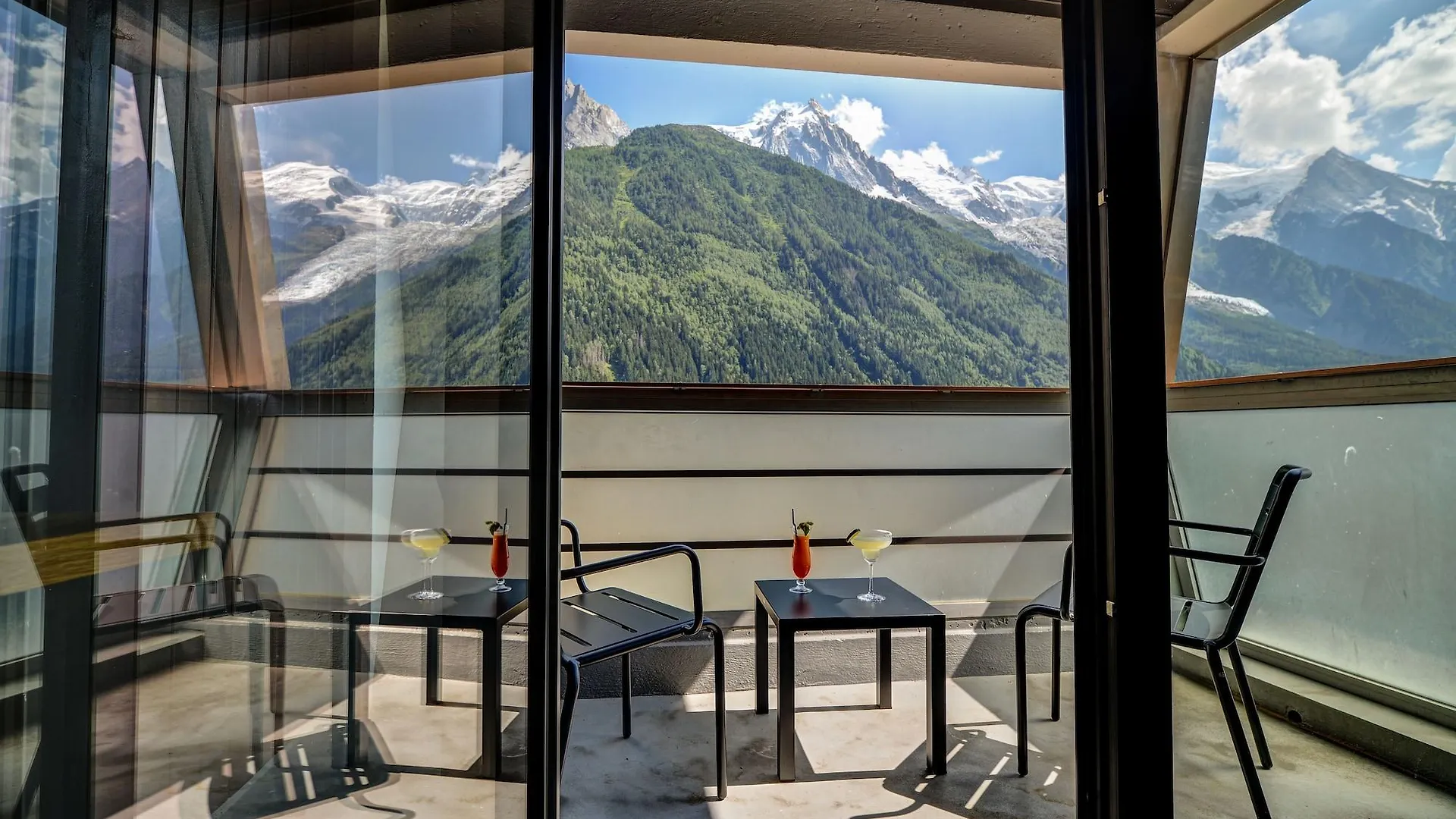 Alpina Eclectic Hotel Chamonix