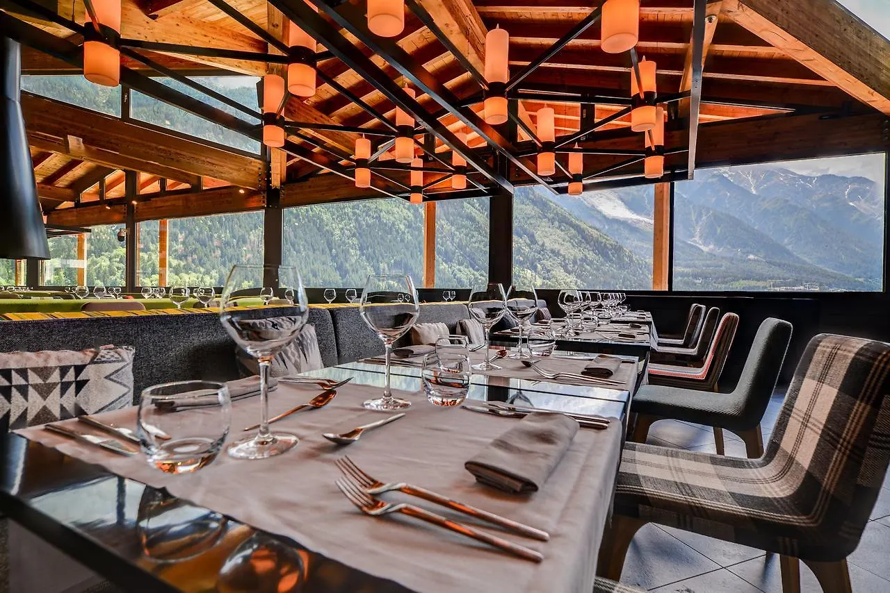 Alpina Eclectic Hotel Chamonix 4*,  France
