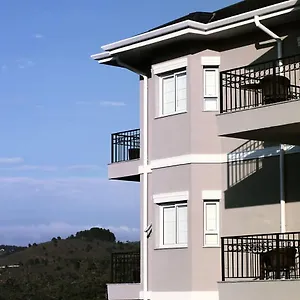 La Bas 4*, Campos do Jordão Brazília