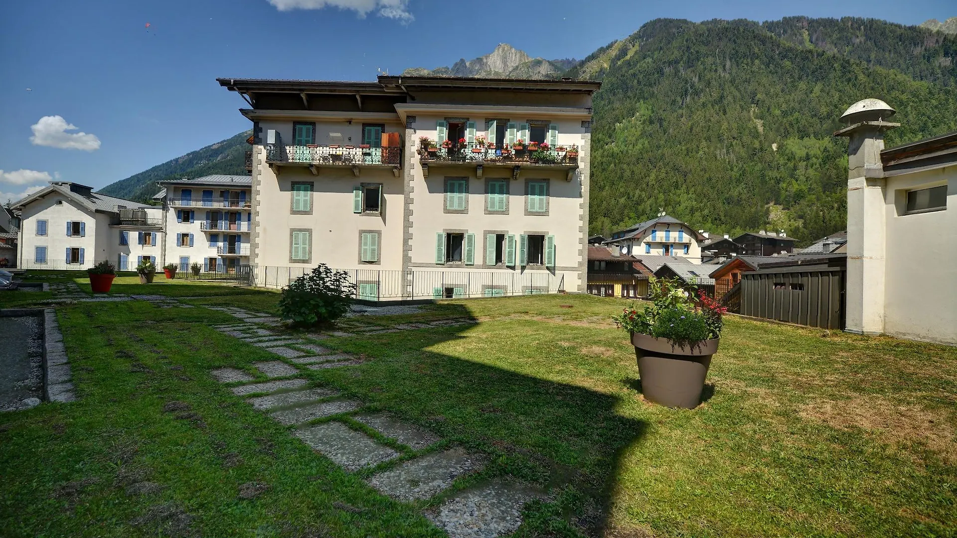 Alpina Eclectic Hotel Chamonix 4*,  Franciaország